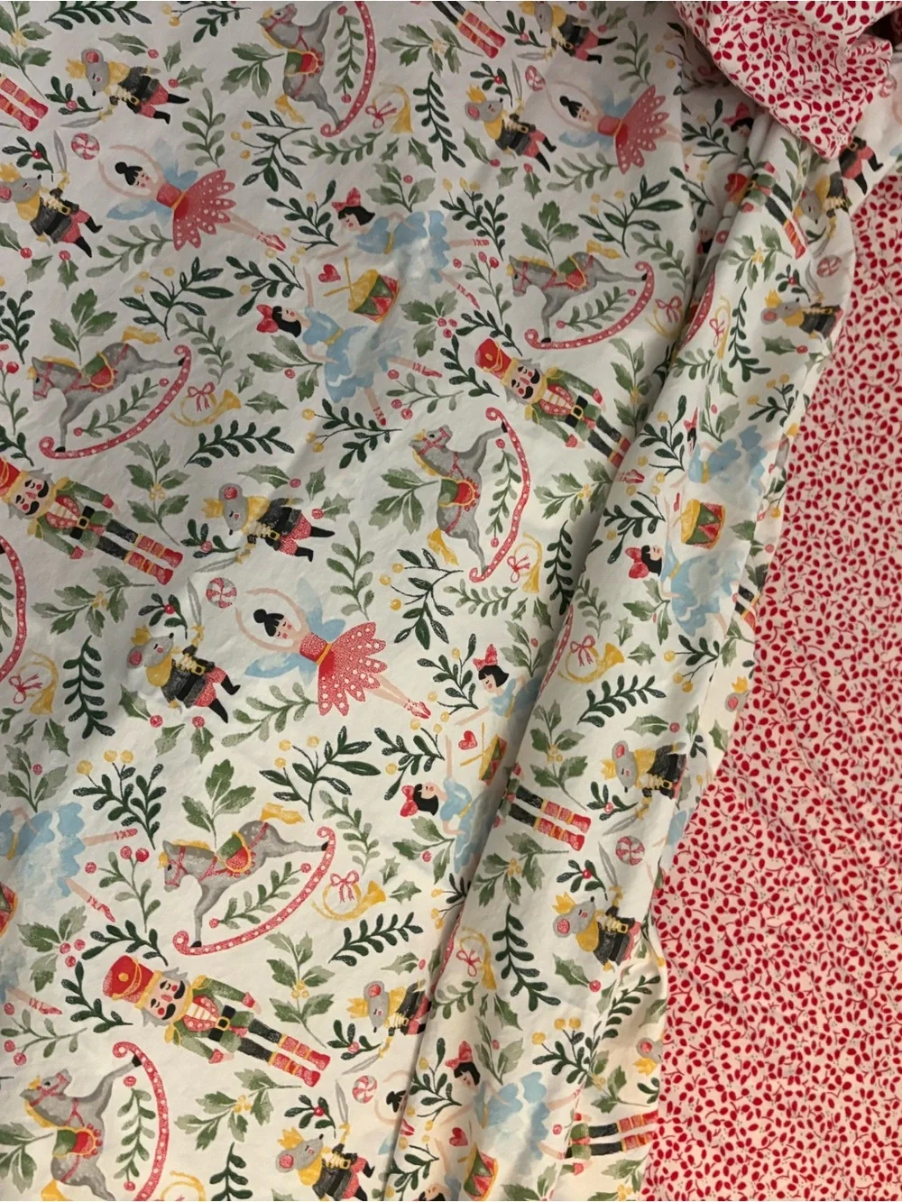 cupcakes & cashmere Nutcracker Cotton Bed Linen in White with Green and Pink Acc